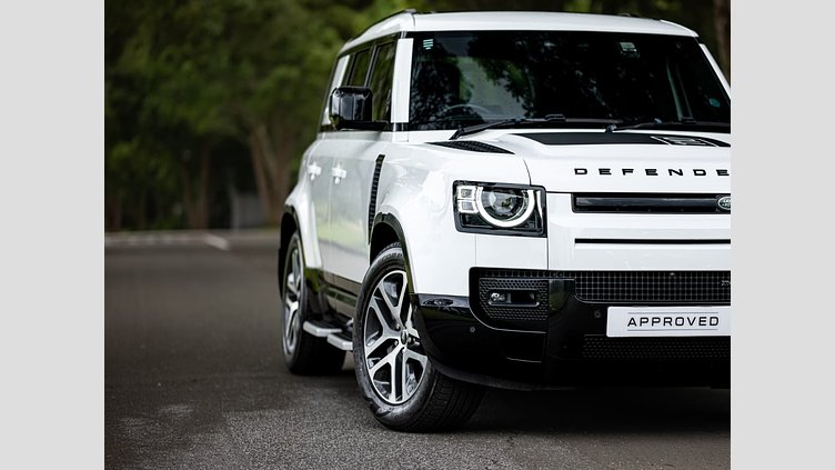 2022 Approved Land Rover Defender 110 Fuji White 4WD Auto D350 HSE X-Dynamic