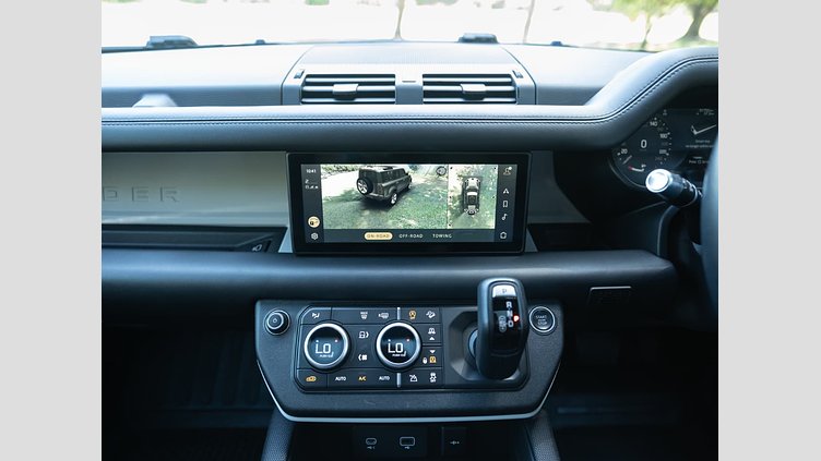 2022 Approved Land Rover Defender 110 Fuji White 4WD Auto D350 HSE X-Dynamic