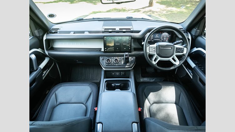 2023 Approved Land Rover Defender 110 Fuji White 4WD D300 HSE X-Dynamic