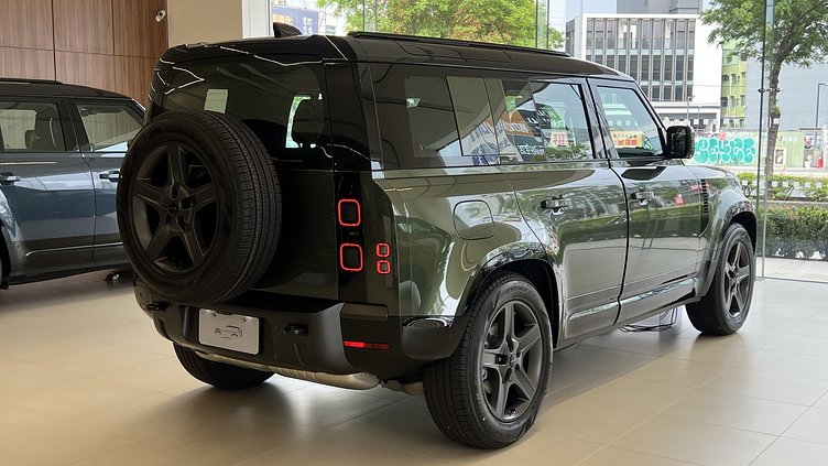 2026 新車 Land Rover Defender 110 (1LQ) Woolstone Green 伍爾斯通綠 D250  輕油電混合 X-Dynamic SE