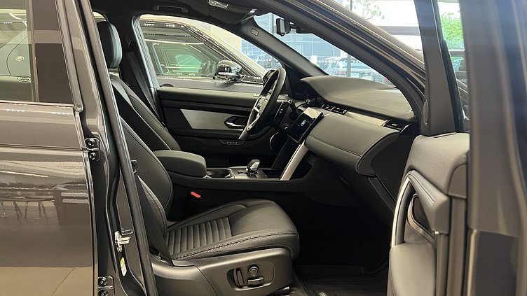 2025 新車 Land Rover Discovery Sport (1AU) Carpathian Grey 喀爾巴阡灰 P250 汽油輕油電混合 Standard Wheelbase Dynamic SE