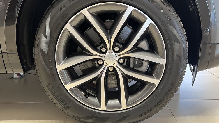 2025 新車 Land Rover Discovery Sport (1AU) Carpathian Grey 喀爾巴阡灰 P250 汽油輕油電混合 Standard Wheelbase Dynamic SE