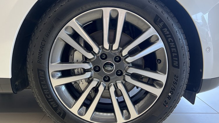 2025 新車 Land Rover Range Rover (1EJ) Ostuni Pearl White 珍珠白 P400 汽油 (輕油電混合) 標準軸距 SE