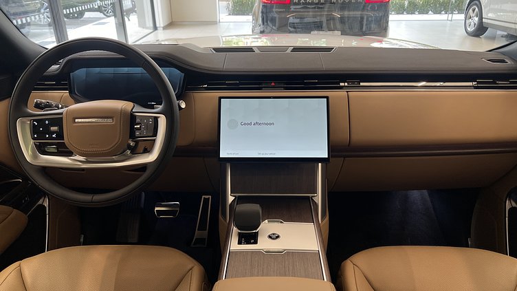 2025 新車 Land Rover Range Rover (1EJ) Ostuni Pearl White 珍珠白 P400 汽油 (輕油電混合) 標準軸距 SE