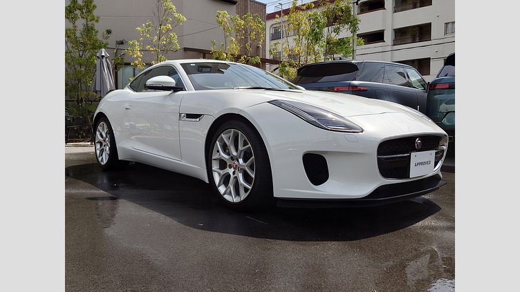2019 認定中古車 Jaguar F-Type フジ ホワイト (ソリッド) ジャガー 2.0リッターi4 300PS ターボチャージドガソリンエンジン (オートマチックトランスミッション) F-TYPEクーペ
