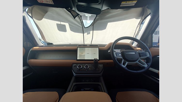 2023 認定中古車 Land Rover Defender 110 サントリーニブラック D300 AWD（AT） X-DYNAMIC HSE