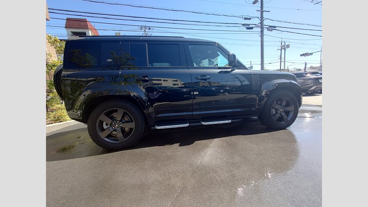 2023 認定中古車 Land Rover Defender 110 サントリーニブラック D300 AWD（AT） X-DYNAMIC HSE