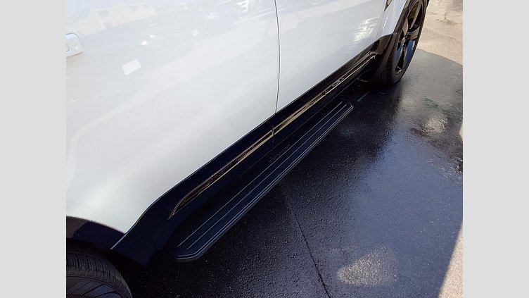 2024 認定中古車 Land Rover Defender 110 フジホワイト D350 ディーゼルマイルドハイブリッド X-Dynamic HSE