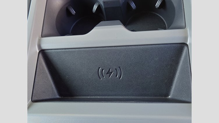 2024 認定中古車 Land Rover Defender 110 フジホワイト D350 ディーゼルマイルドハイブリッド X-Dynamic HSE