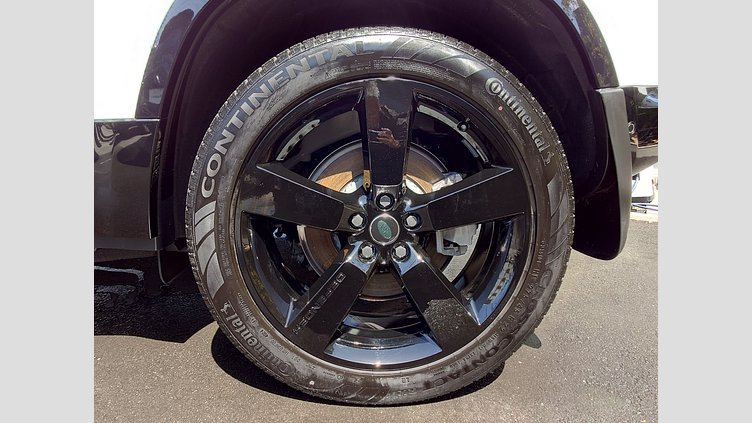 2024 認定中古車 Land Rover Defender 110 フジホワイト D350 ディーゼルマイルドハイブリッド X-Dynamic HSE