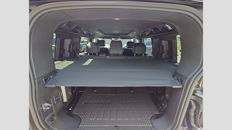 2024 認定中古車 Land Rover Defender 110 フジホワイト D350 ディーゼルマイルドハイブリッド X-Dynamic HSE