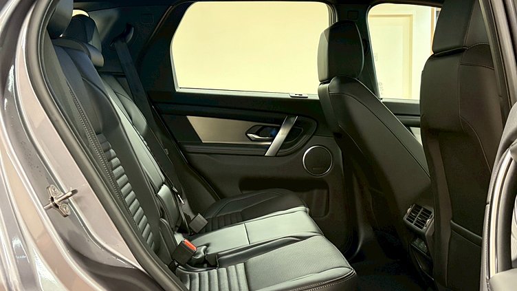 2025 新車 Land Rover Discovery Sport (1DF) Eiger Grey 艾格峰灰 P250 汽油輕油電混合 Standard Wheelbase Dynamic SE