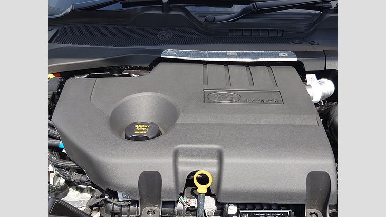 2024 認定中古車 Land Rover Range Rover Evoque サントリーニブラック D200マイルドハイブリッド（ディーゼル） Standard Wheelbase S