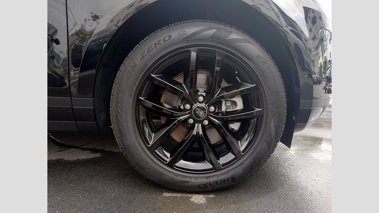 2024 認定中古車 Land Rover Range Rover Evoque サントリーニブラック D200マイルドハイブリッド（ディーゼル） Standard Wheelbase S