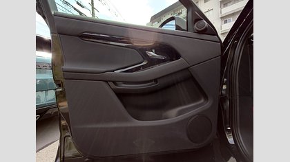 Range Rover Evoque 30