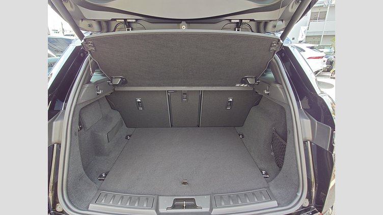 2024 認定中古車 Land Rover Range Rover Evoque サントリーニブラック D200マイルドハイブリッド（ディーゼル） Standard Wheelbase S