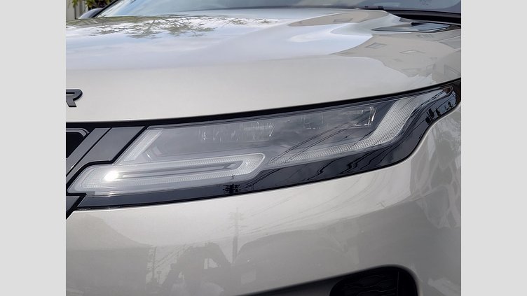 2023 認定中古車 Land Rover Range Rover Evoque ソウルパールシルバー D200 AWD（オートマチック）MHEV R-DYNAMIC SE