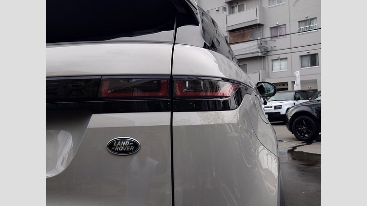 2023 認定中古車 Land Rover Range Rover Evoque ソウルパールシルバー D200 AWD（オートマチック）MHEV R-DYNAMIC SE