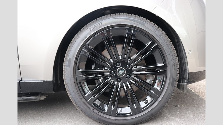 2025 認定中古車 Land Rover Range Rover フラックスシルバー - グロスフィニッシュ D350 AWD MHEV（AT） スタンダードホイールベース Autobiography