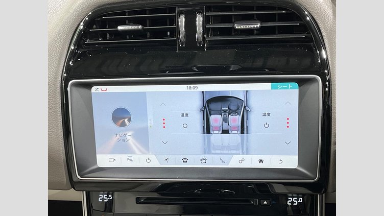 2016 認定中古車 Jaguar XE Kaikoura Stone 2WD プレステージ