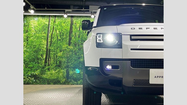 2025 認定中古車 Land Rover Defender 110 フジホワイト P300 ガソリン X-Dynamic SE