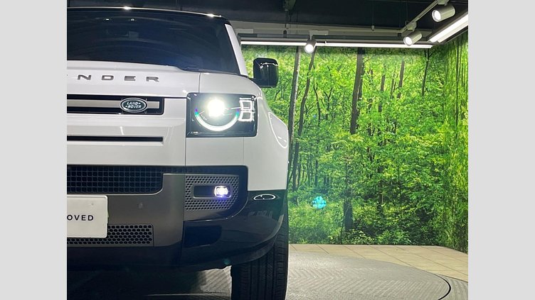 2025 認定中古車 Land Rover Defender 110 フジホワイト P300 ガソリン X-Dynamic SE