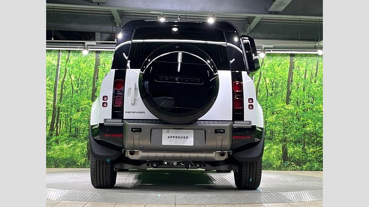 2025 認定中古車 Land Rover Defender 110 フジホワイト P300 ガソリン X-Dynamic SE