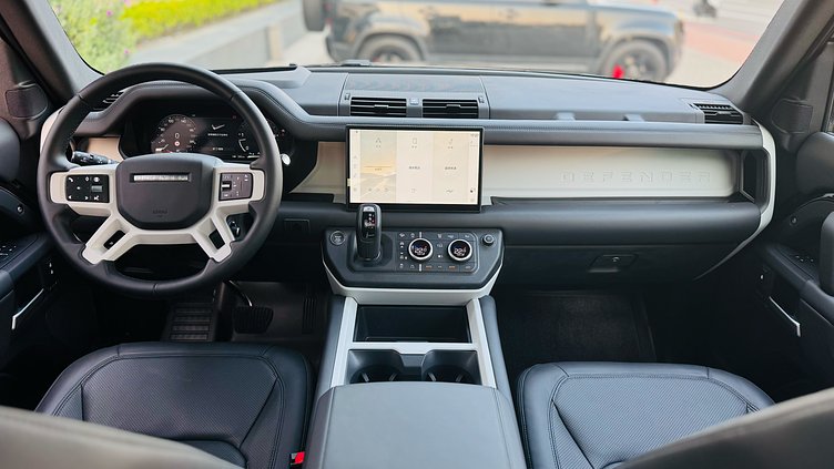 2024 認證中古車 Land Rover Defender 110 Santorini Black 110 D300 HSE