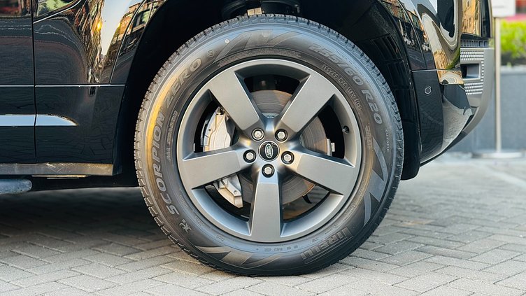 2024 認證中古車 Land Rover Defender 110 Santorini Black 110 D300 HSE