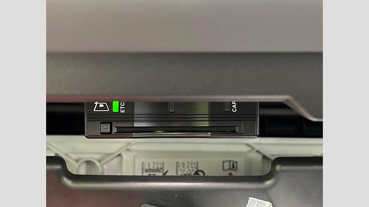 2024 認定中古車 Land Rover Defender 130 サントリーニブラック D350 ディーゼルマイルドハイブリッド X-Dynamic SE