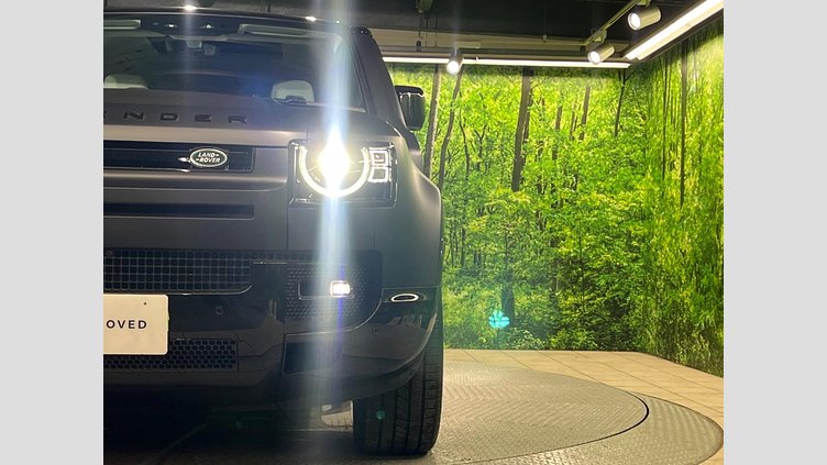 2024 認定中古車 Land Rover Defender 130 サントリーニブラック D350 ディーゼルマイルドハイブリッド X-Dynamic SE