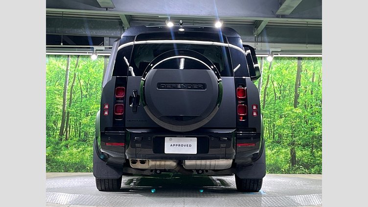 2024 認定中古車 Land Rover Defender 130 サントリーニブラック D350 ディーゼルマイルドハイブリッド X-Dynamic SE