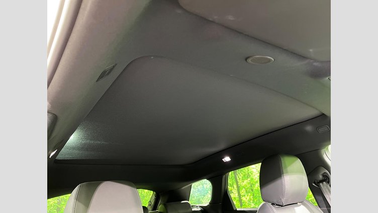2024 認定中古車 Land Rover Range Rover Evoque フジホワイト プラグインハイブリッド（ガソリン） Standard Wheelbase DYNAMIC HSE
