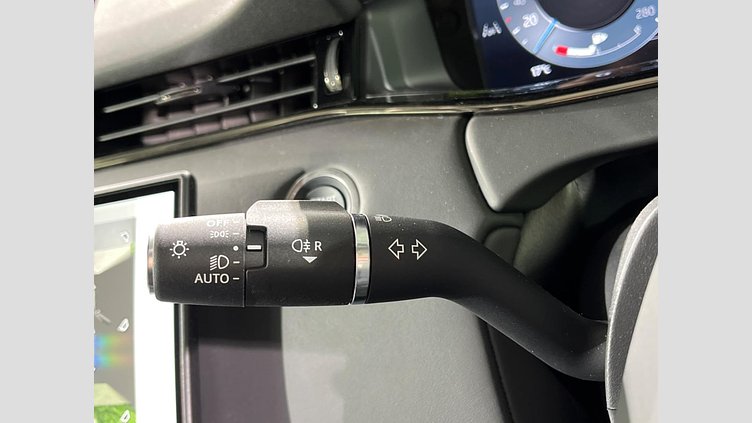 2024 認定中古車 Land Rover Range Rover Evoque フジホワイト プラグインハイブリッド（ガソリン） Standard Wheelbase DYNAMIC HSE