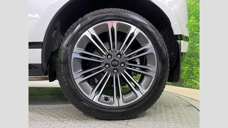2024 認定中古車 Land Rover Range Rover Evoque フジホワイト プラグインハイブリッド（ガソリン） Standard Wheelbase DYNAMIC HSE