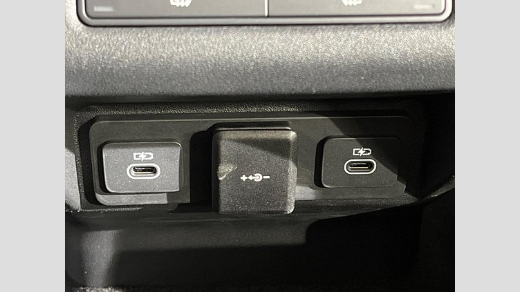 2024 認定中古車 Land Rover Range Rover Evoque フジホワイト プラグインハイブリッド（ガソリン） Standard Wheelbase DYNAMIC HSE