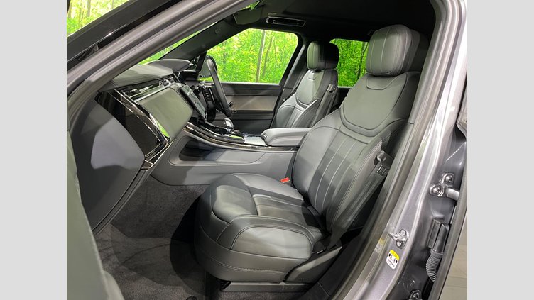 2024 認定中古車 Land Rover Range Rover Sport アイガーグレイ P550eプラグインハイブリッド（ガソリン） スタンダードホイールベース Dynamic SE