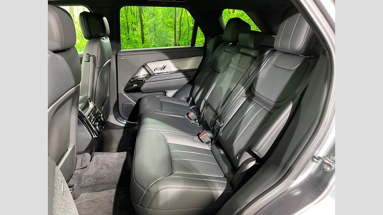 2024 認定中古車 Land Rover Range Rover Sport アイガーグレイ P550eプラグインハイブリッド（ガソリン） スタンダードホイールベース Dynamic SE