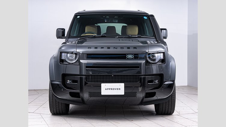 2024 認定中古車 Land Rover Defender 130 カルパチアングレイ D350 ディーゼルマイルドハイブリッド X-Dynamic SE　D350　8人乗り