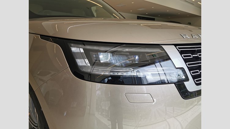 2022 認定中古車 Land Rover Range Rover バトゥミゴールド D300 AWD MHEV（AT） スタンダードホイールベース AUTOBIOGRAPHY