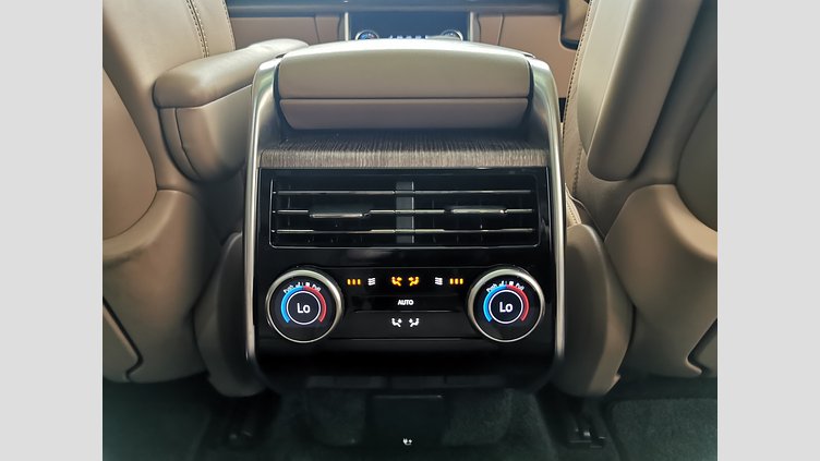 2022 認定中古車 Land Rover Range Rover バトゥミゴールド D300 AWD MHEV（AT） スタンダードホイールベース AUTOBIOGRAPHY