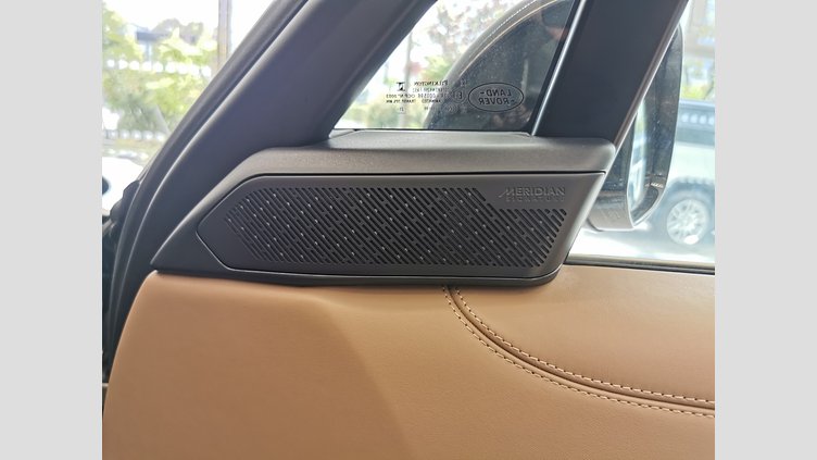 2022 認定中古車 Land Rover Range Rover バトゥミゴールド D300 AWD MHEV（AT） スタンダードホイールベース AUTOBIOGRAPHY