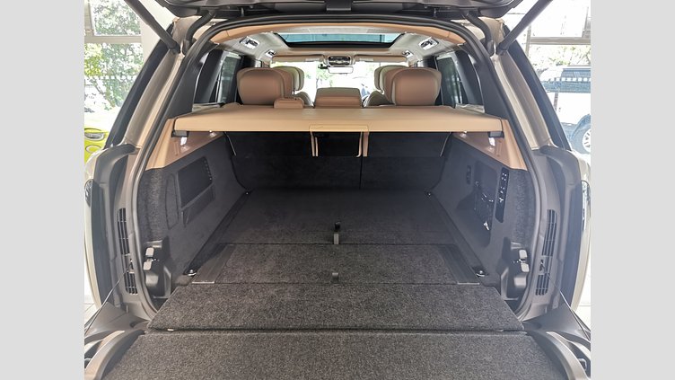 2022 認定中古車 Land Rover Range Rover バトゥミゴールド D300 AWD MHEV（AT） スタンダードホイールベース AUTOBIOGRAPHY