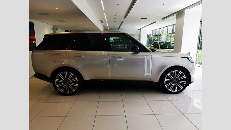 2022 認定中古車 Land Rover Range Rover バトゥミゴールド D300 AWD MHEV（AT） スタンダードホイールベース AUTOBIOGRAPHY