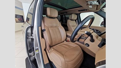 Range Rover 18