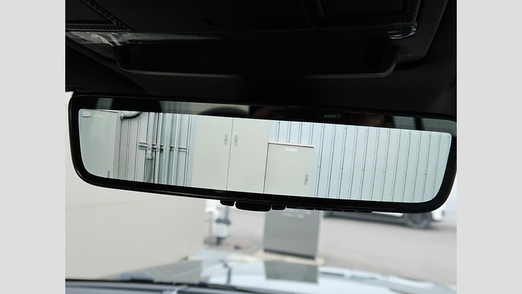 2024 認定中古車 Land Rover Defender 110 サントリーニブラック D350 ディーゼルマイルドハイブリッド X-Dynamic SE