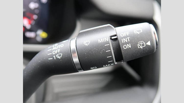 2024 認定中古車 Land Rover Defender 110 サントリーニブラック D350 ディーゼルマイルドハイブリッド X-Dynamic SE