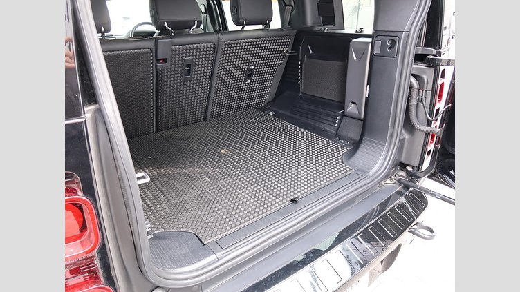 2024 認定中古車 Land Rover Defender 110 サントリーニブラック D350 ディーゼルマイルドハイブリッド X-Dynamic SE