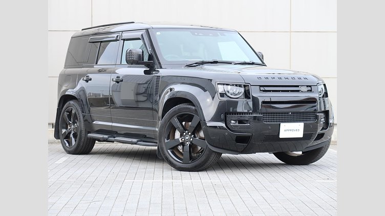 2024 認定中古車 Land Rover Defender 110 サントリーニブラック D350 ディーゼルマイルドハイブリッド X-Dynamic SE