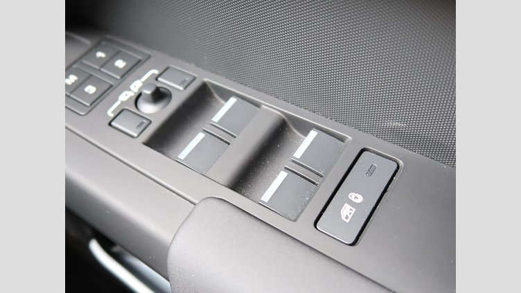 2024 認定中古車 Land Rover Defender 110 サントリーニブラック D350 ディーゼルマイルドハイブリッド X-Dynamic SE